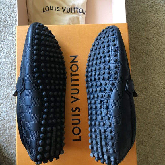 Authentic New-like Louis Vuitton shoes - Picture 2 of 4